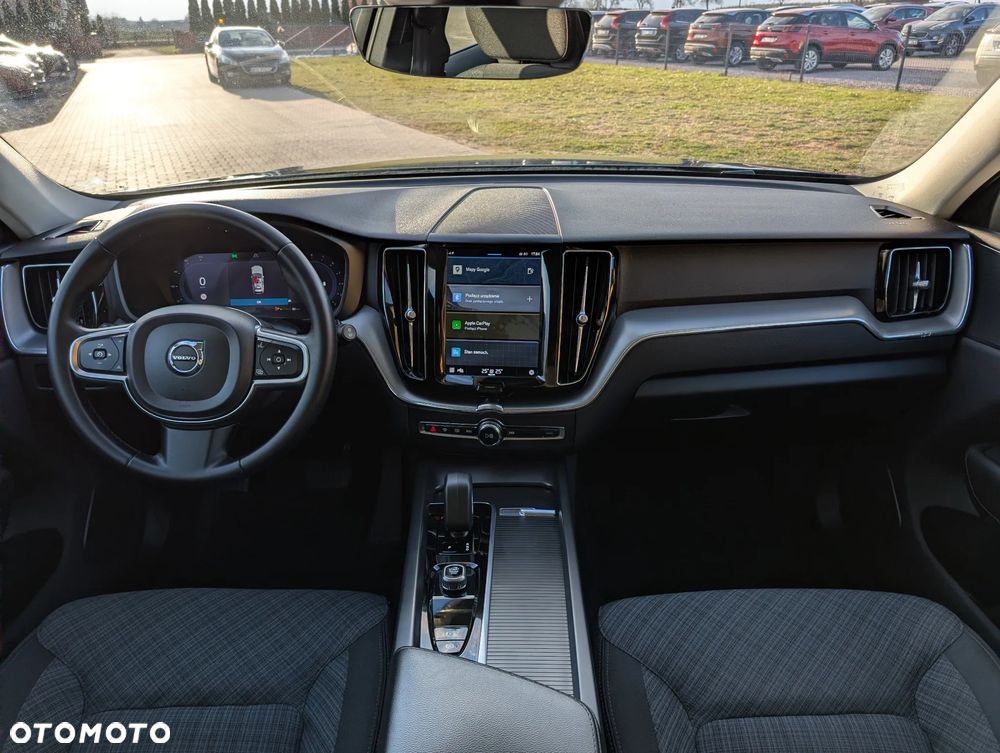 Volvo XC 60 B4 B Essential - 26