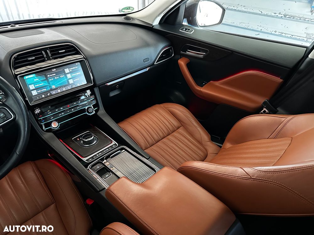 Jaguar F-Pace 30d AWD 300 Sport - 22