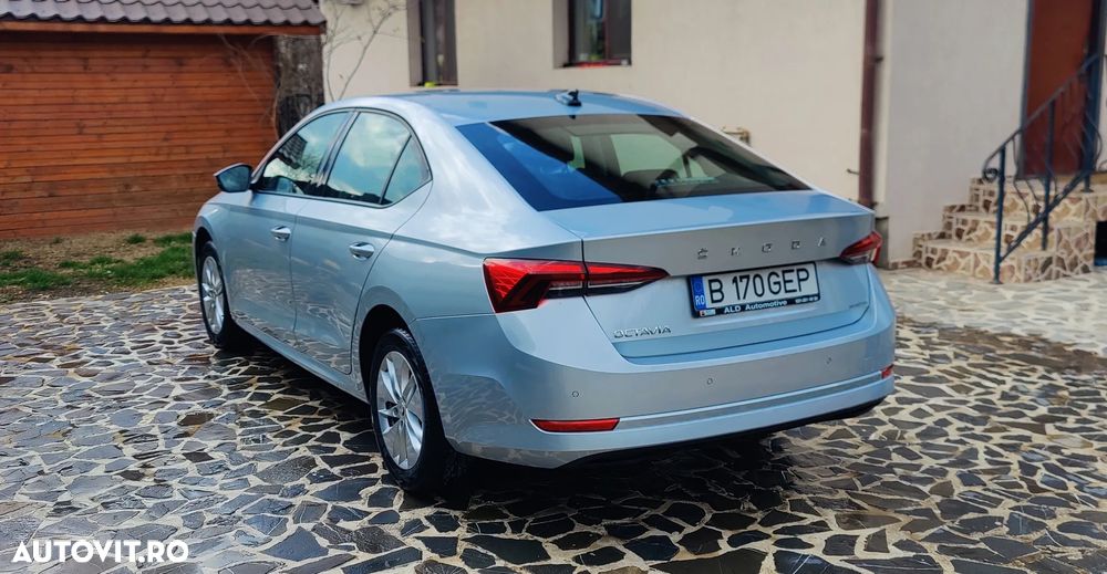 Skoda Octavia 2.0 TDI Ambition - 3