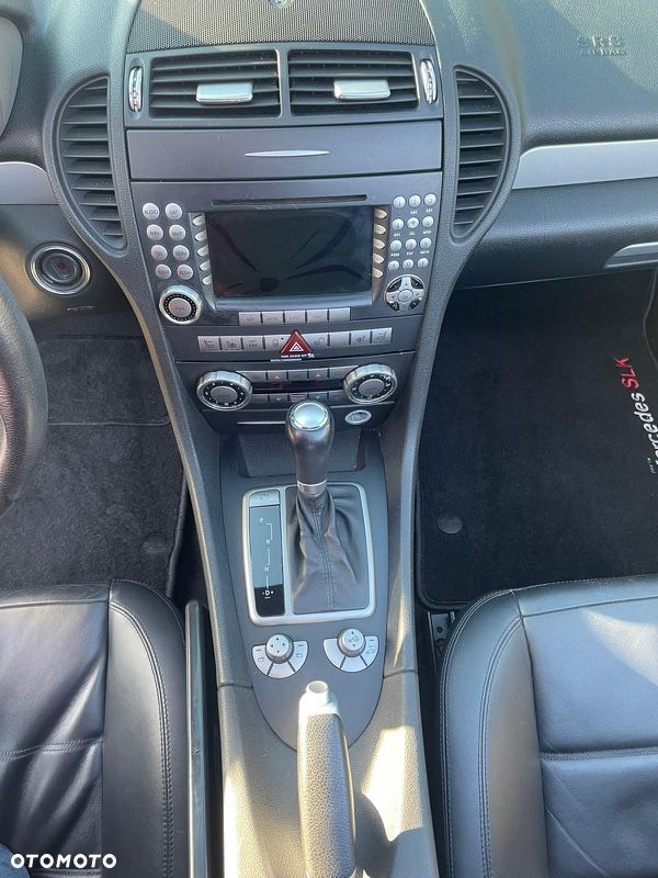 Mercedes-Benz SLK 55 AMG 7G-TRONIC - 21
