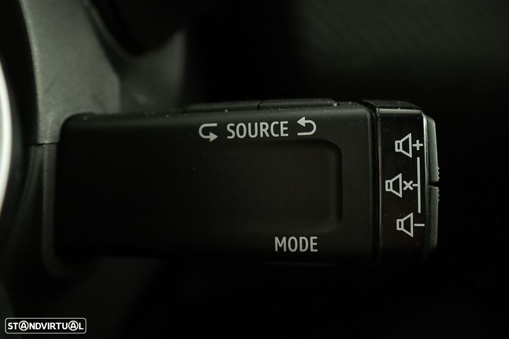 Renault Clio 1.0 TCe RS Line - 17