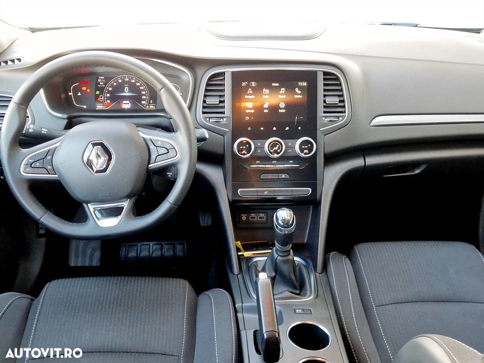 Renault Megane Blue dCi 116 Zen - 11