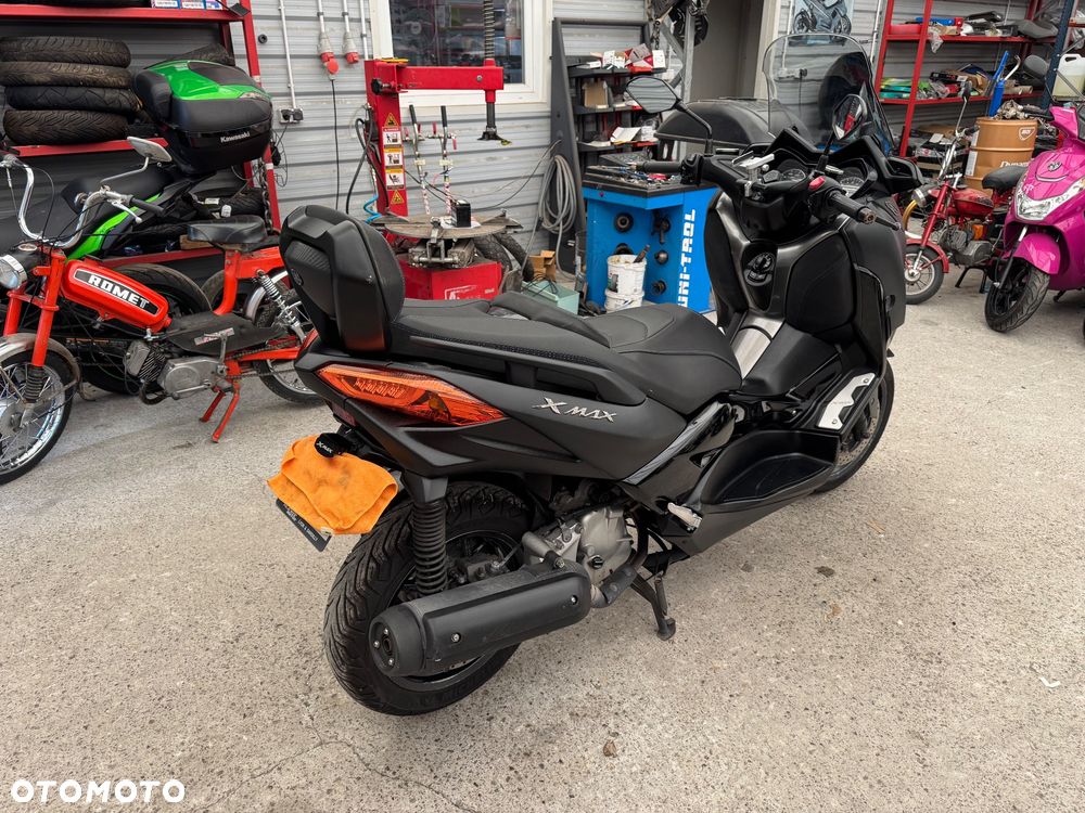 Yamaha X-max - 7