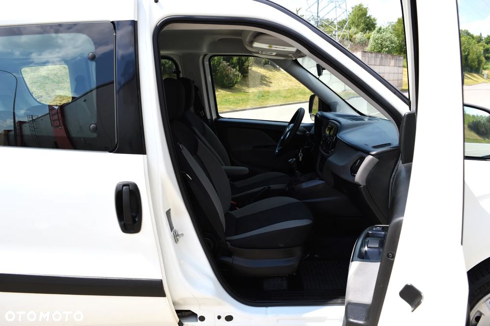 Fiat Doblo 1.4 16V Pop - 12