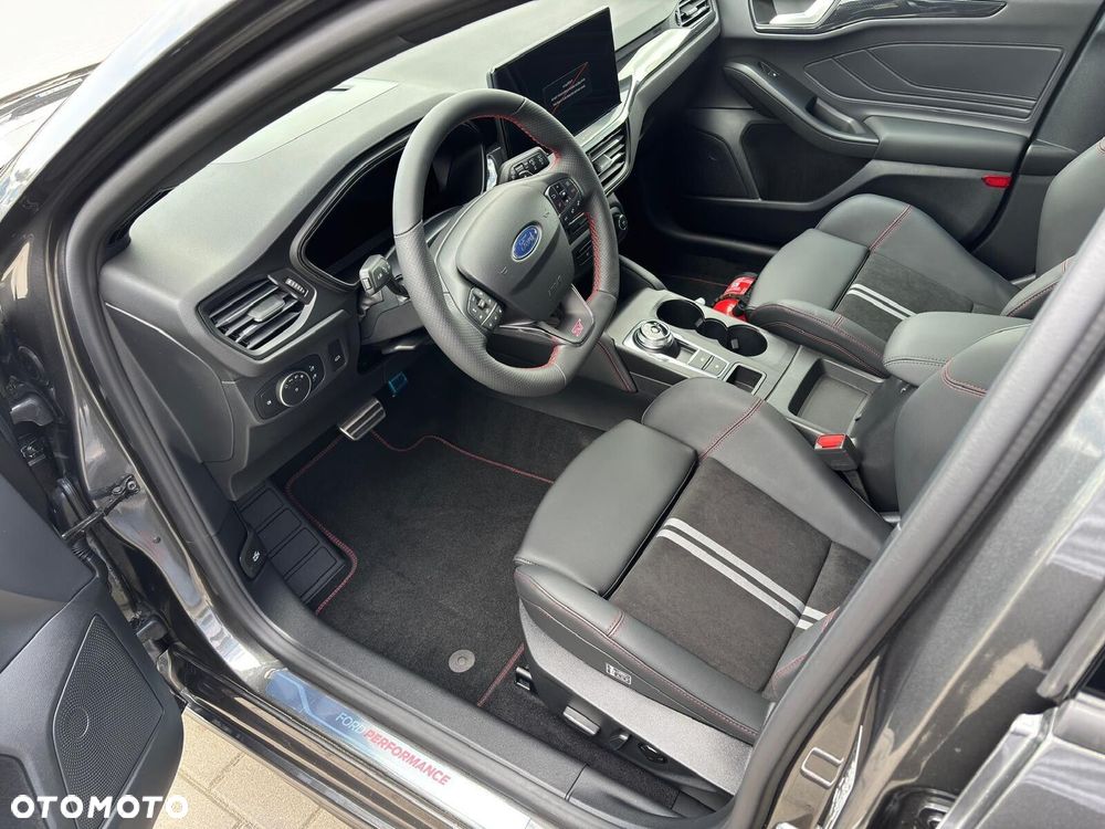 Ford Focus - 14