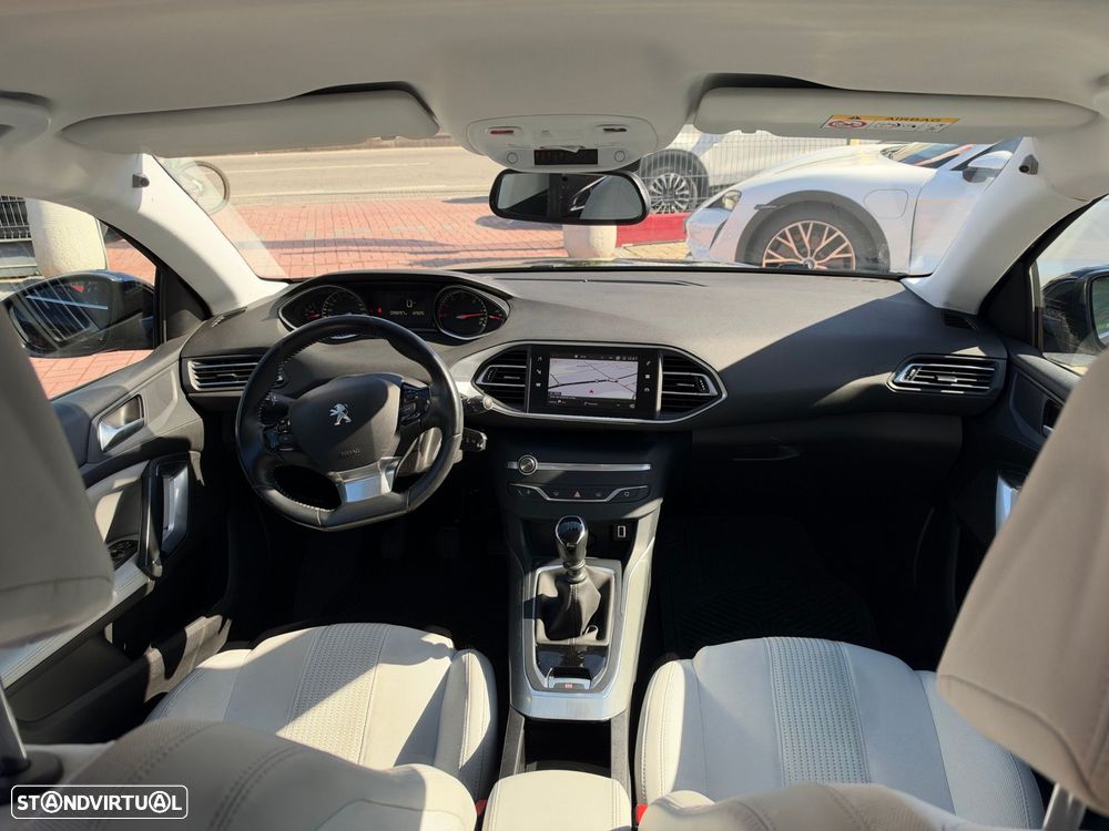 Peugeot 308 SW 1.5 BlueHDi Allure - 10