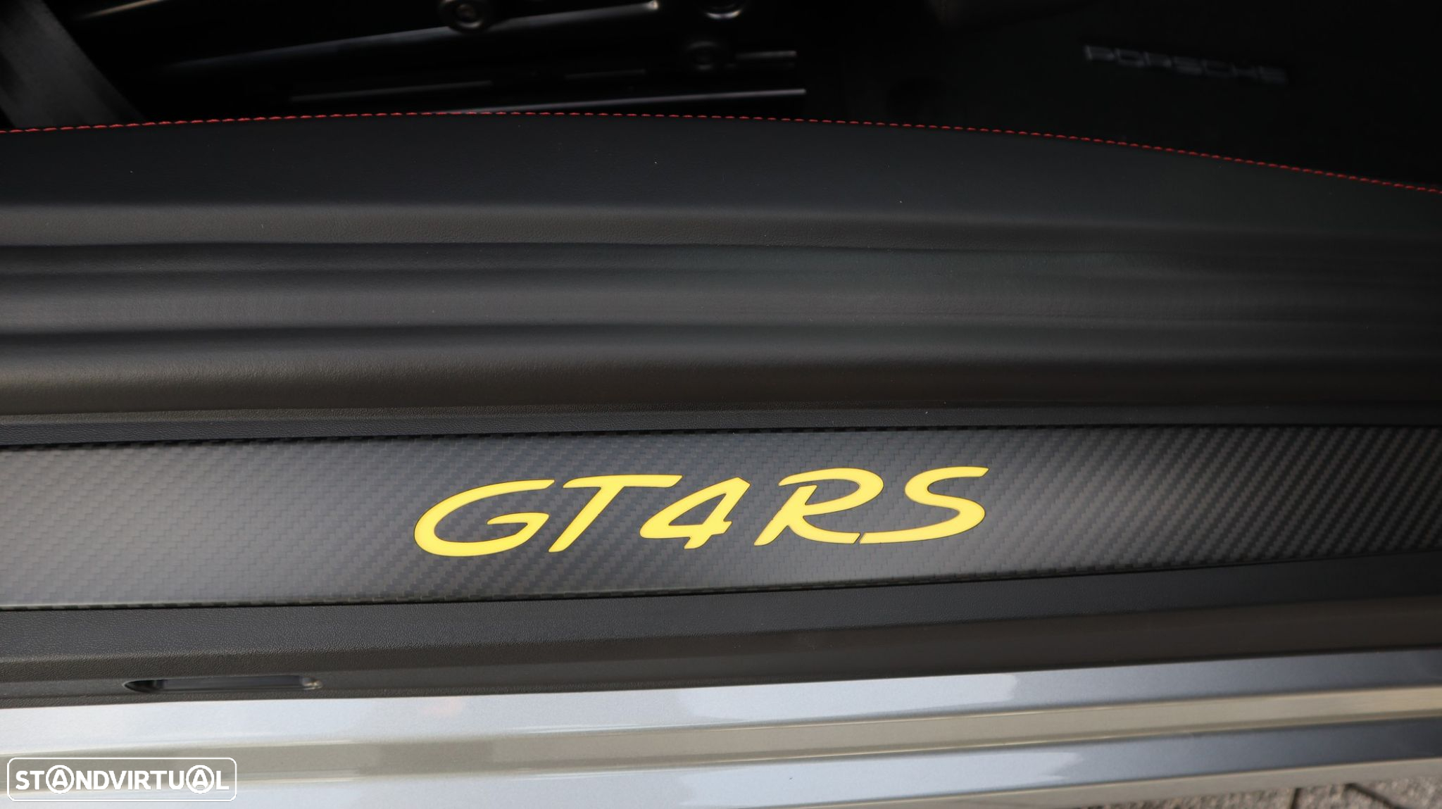 Porsche 718 Cayman GT4 RS - 17