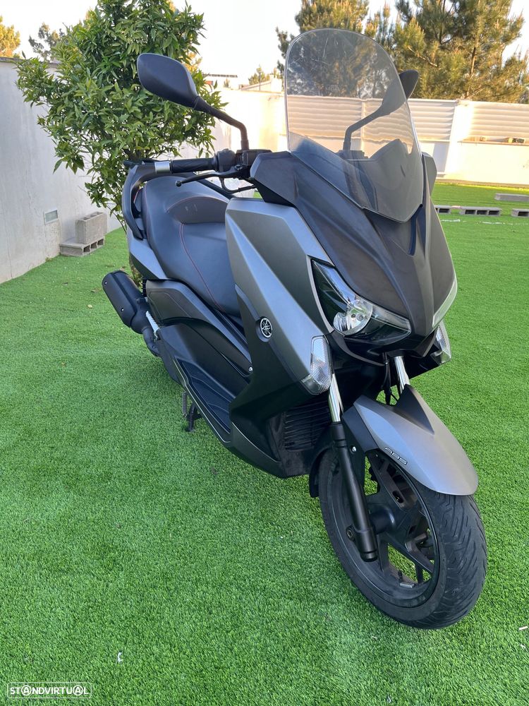 Yamaha X-Max - 3
