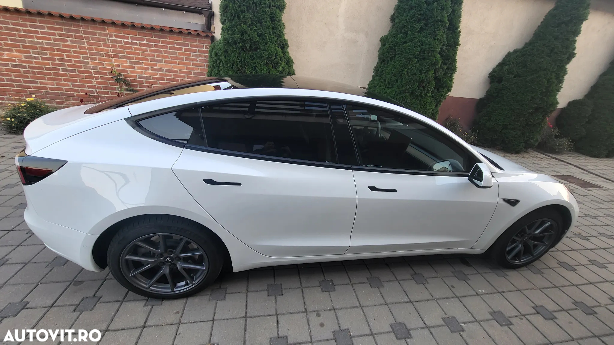 Tesla Model 3 Langstreckenbatterie Allradantrieb Dual Motor Performance - 8
