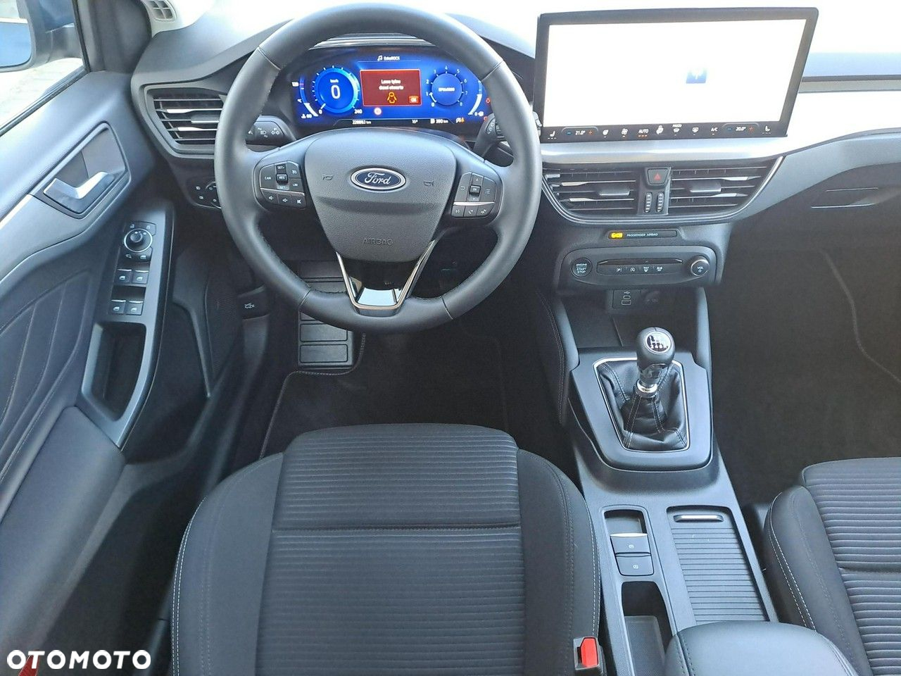 Ford Focus 1.0 EcoBoost mHEV Titanium X - 12