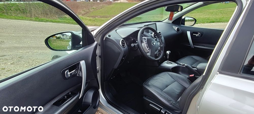 Nissan Qashqai ver-2-0-dci-4x4-tekna - 11