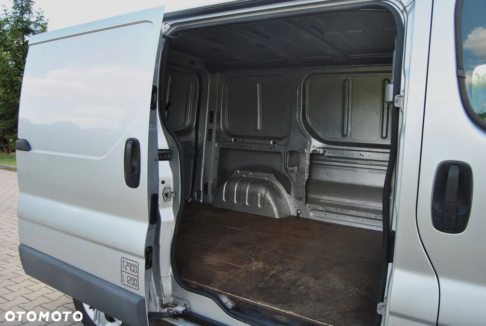 Opel Vivaro - 9