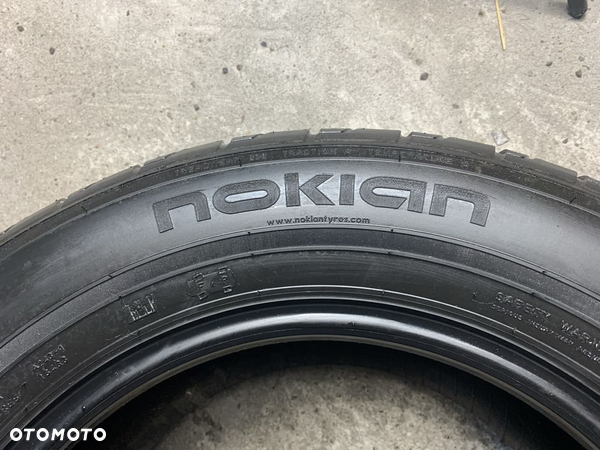 1x NOWA Opona Nokian tyres 215/65 R15 100H XL
