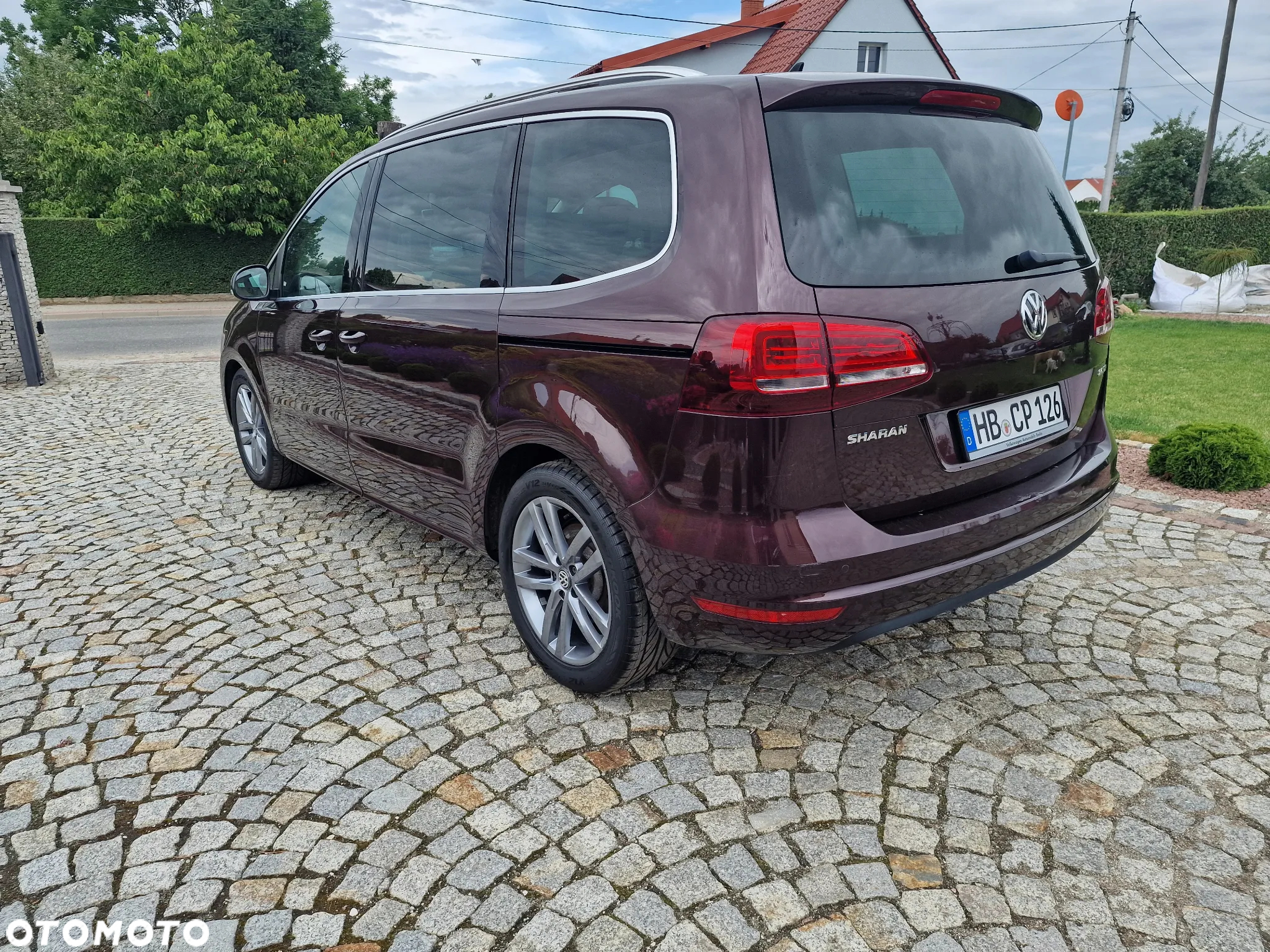 Volkswagen Sharan 2.0 TDI DSG (BlueMotion Technology) Highline - 9