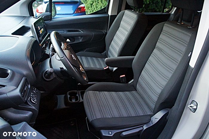 Opel Combo 1.5 D Automatik Start/Stop Innovation - 15