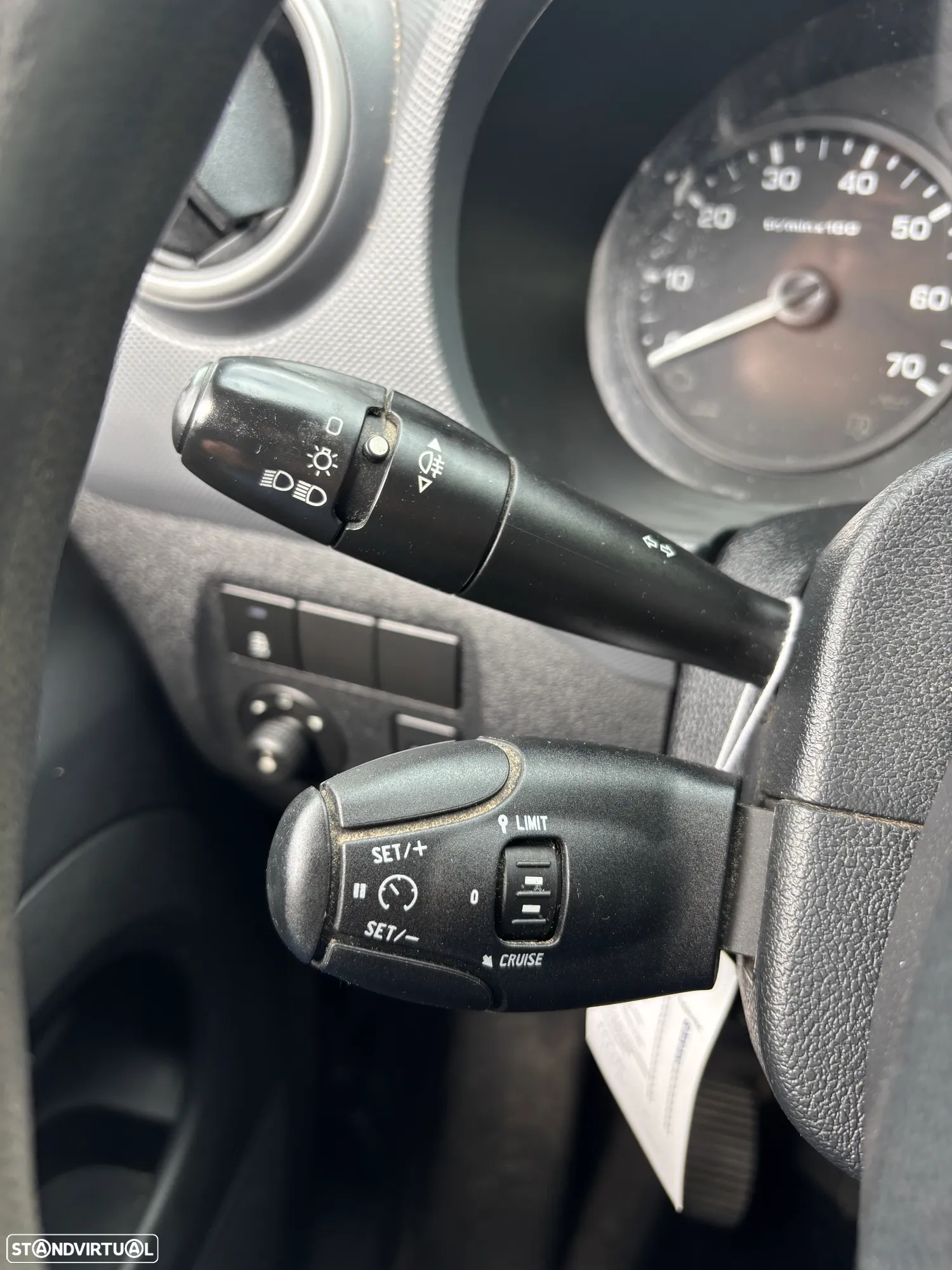 Citroën berlingo 1.6 BlueHdi 100Cv - 11