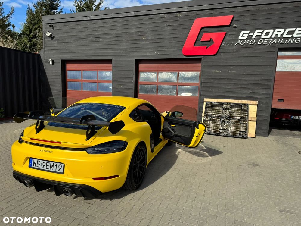 Porsche 718 Cayman - 8