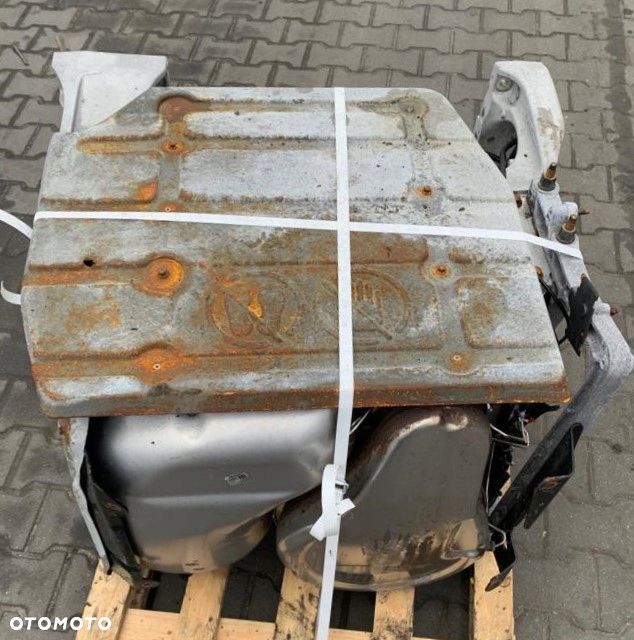 WYDECH KATALIZATOR TŁUMNIK VOLVO FH4 EURO 6 - 1