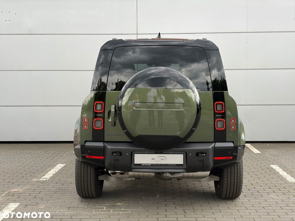 Land Rover Defender - 5