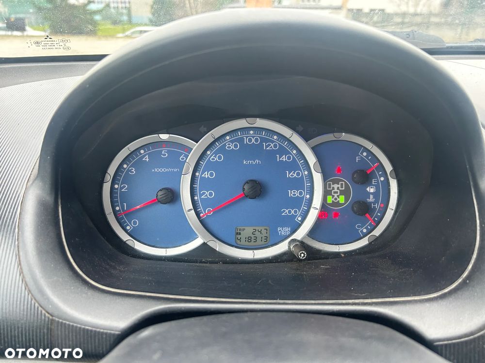 Mitsubishi L200 2.5 DID Special Edition Sport - 2