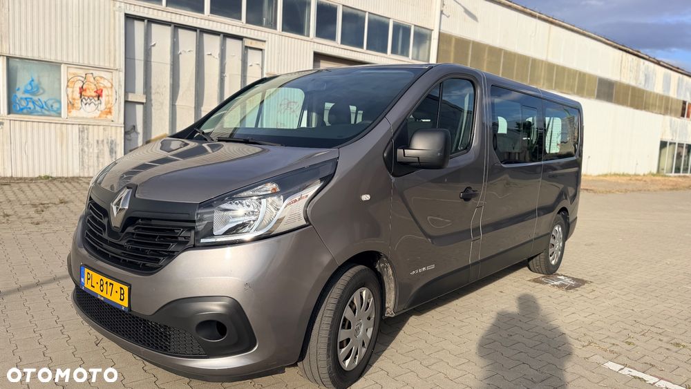 Renault Trafic - 25