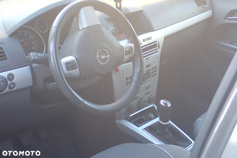 Opel Astra 1.8 Cosmo - 5
