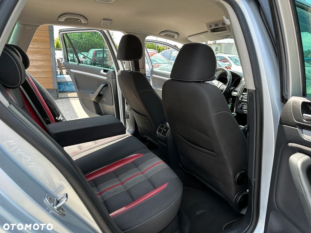 Volkswagen Golf - 21
