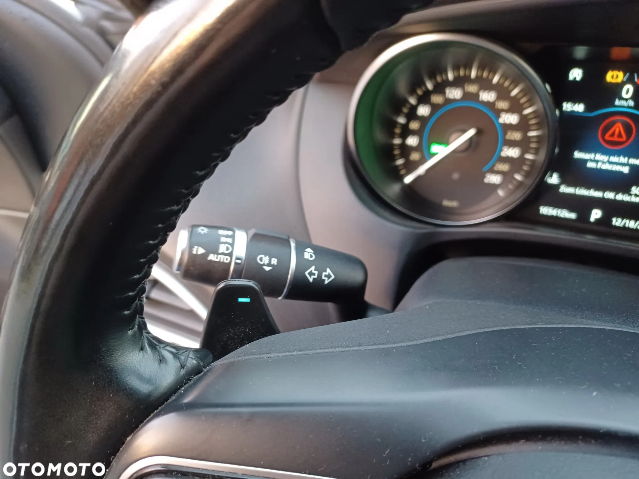 Jaguar XE - 26