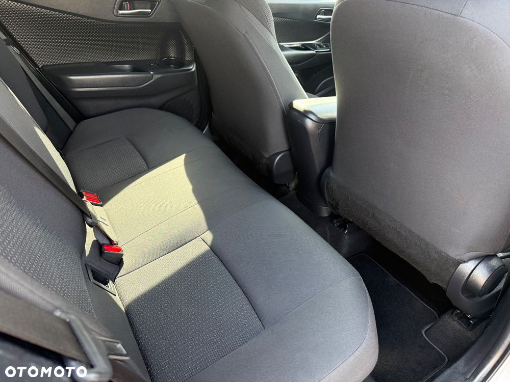 Toyota C-HR Business-Edition - 11