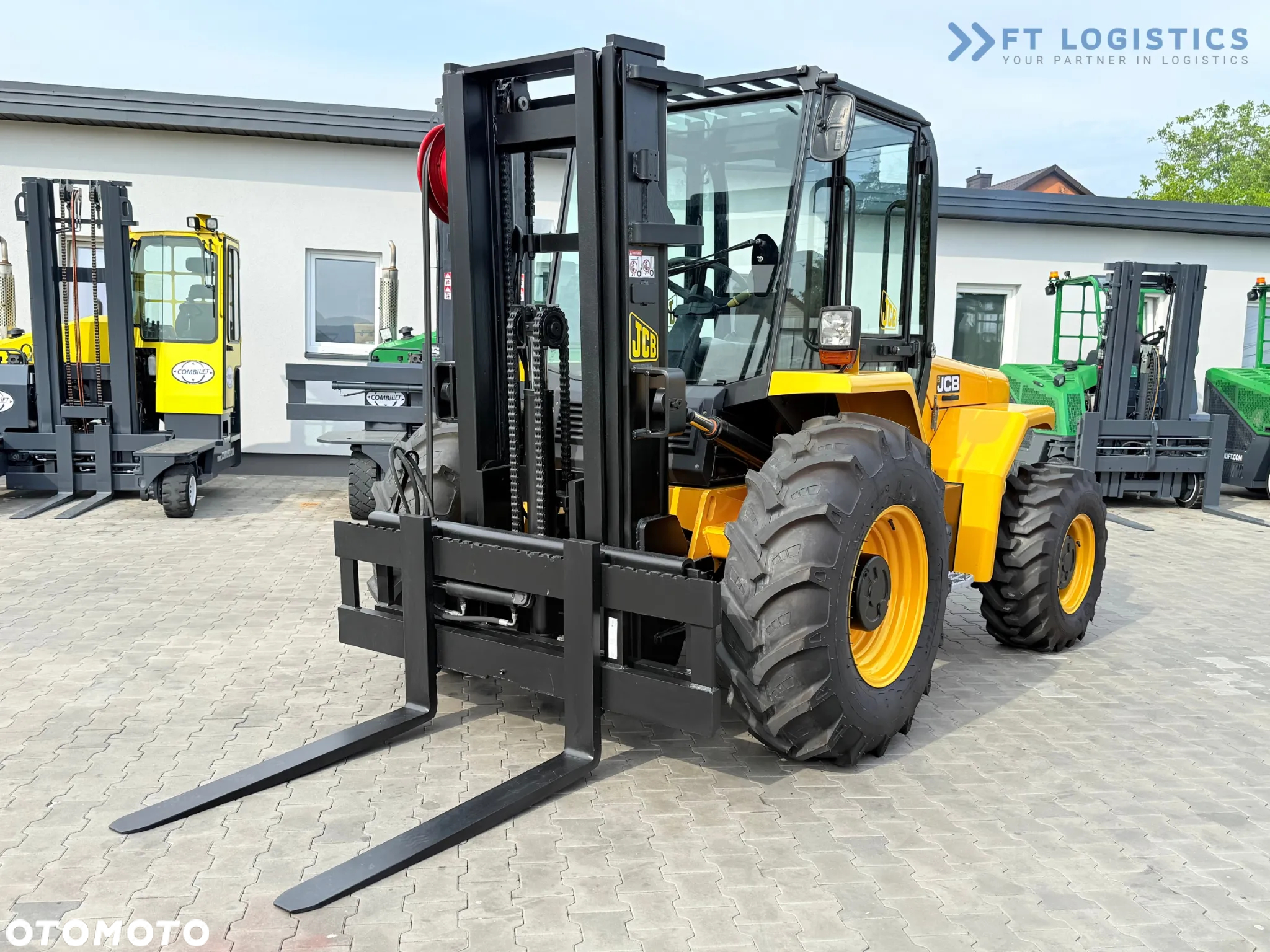 JCB 940 / DIESEL / TRIPLEX 4500MM / POZYCJONER / PRZESÓW WIDEŁ / 4T / NOWE OPONY / JAK NOWY - 4