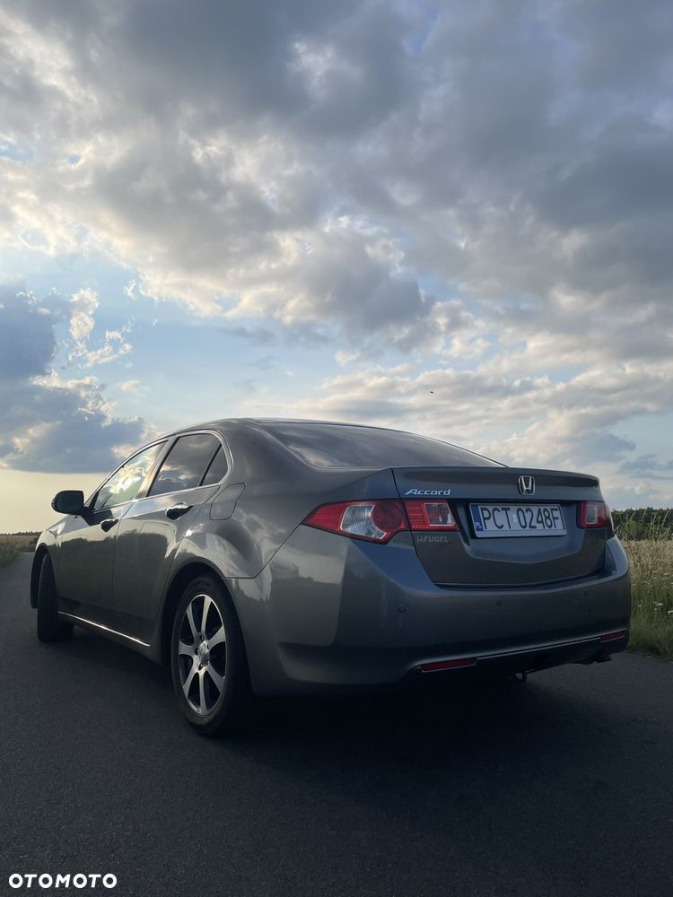 Honda Accord 2.2d Elegance - 4