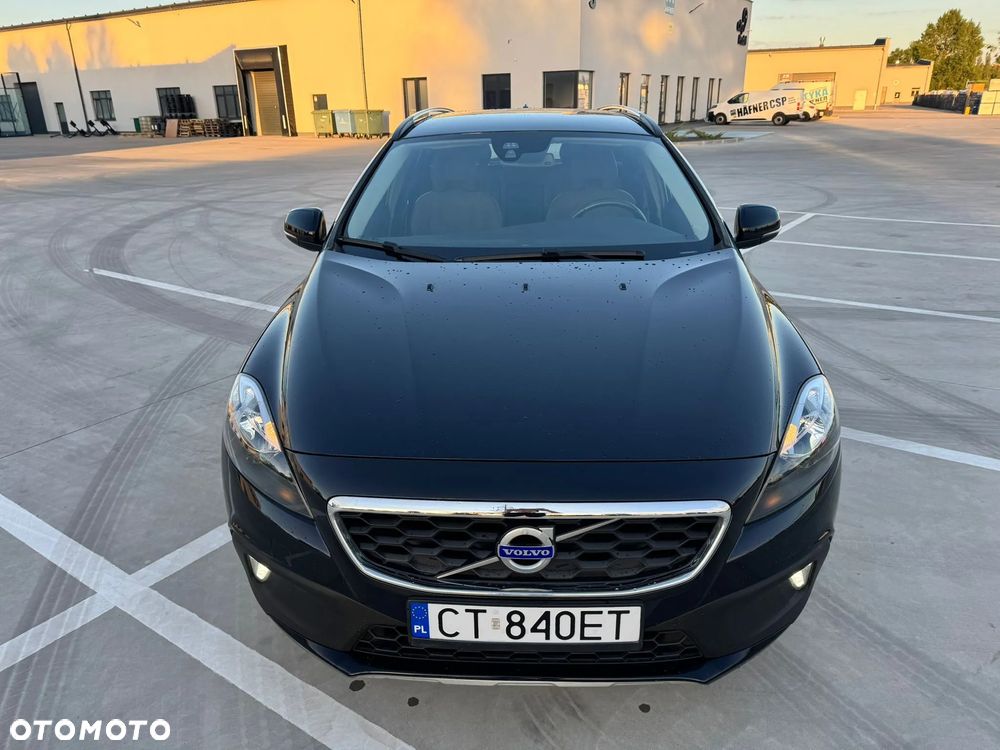 Volvo V40 T4 R-Design - 8