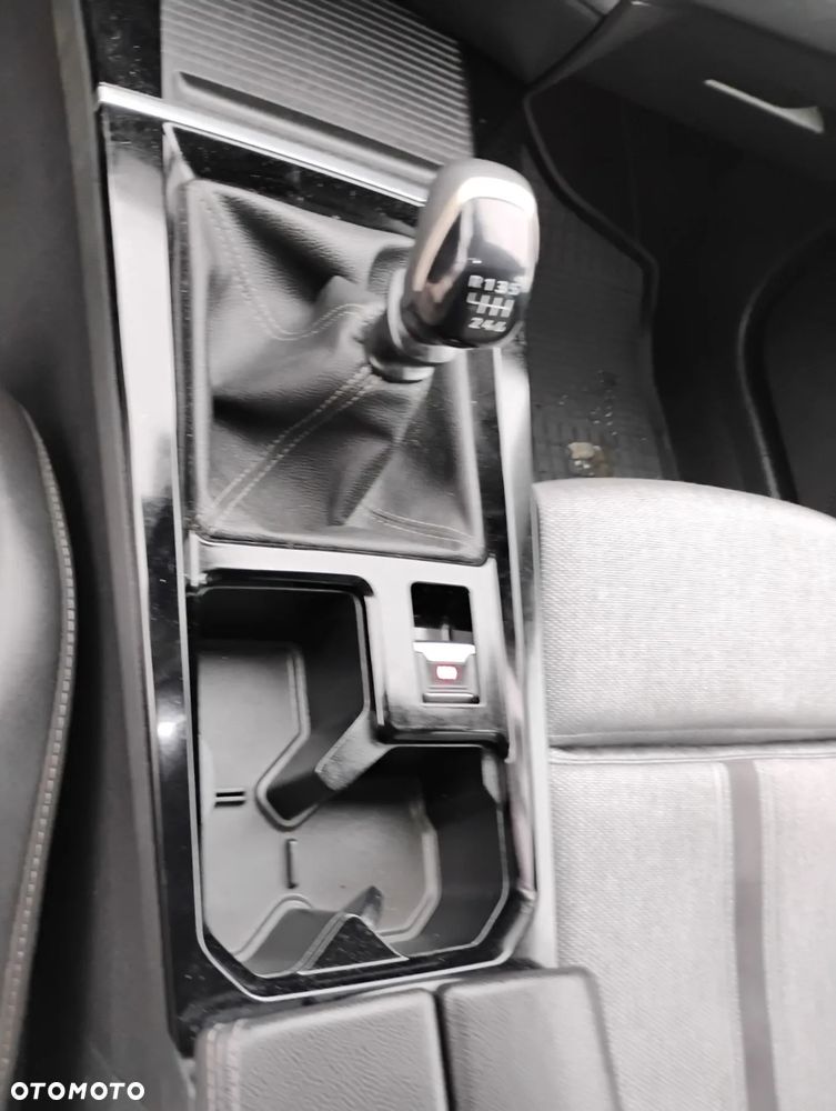 Opel Astra 1.2 Turbo Start/Stop Business Edition - 16