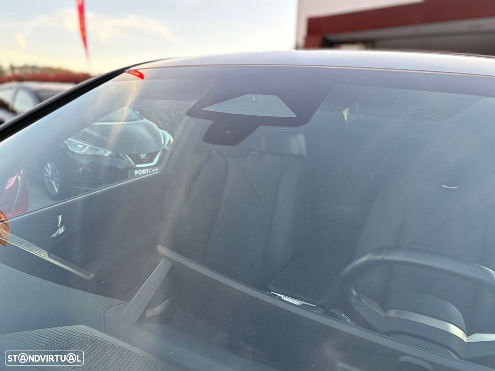 BMW iX xDrive 40 Pack Desportivo - 14