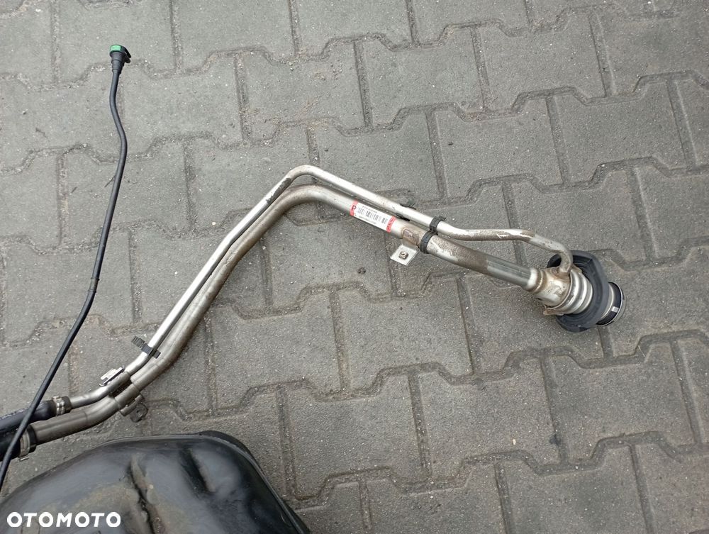 FORD TRANSIT COURIER ZBIORNIK PALIWA 1.0 ECOBOOST - 3