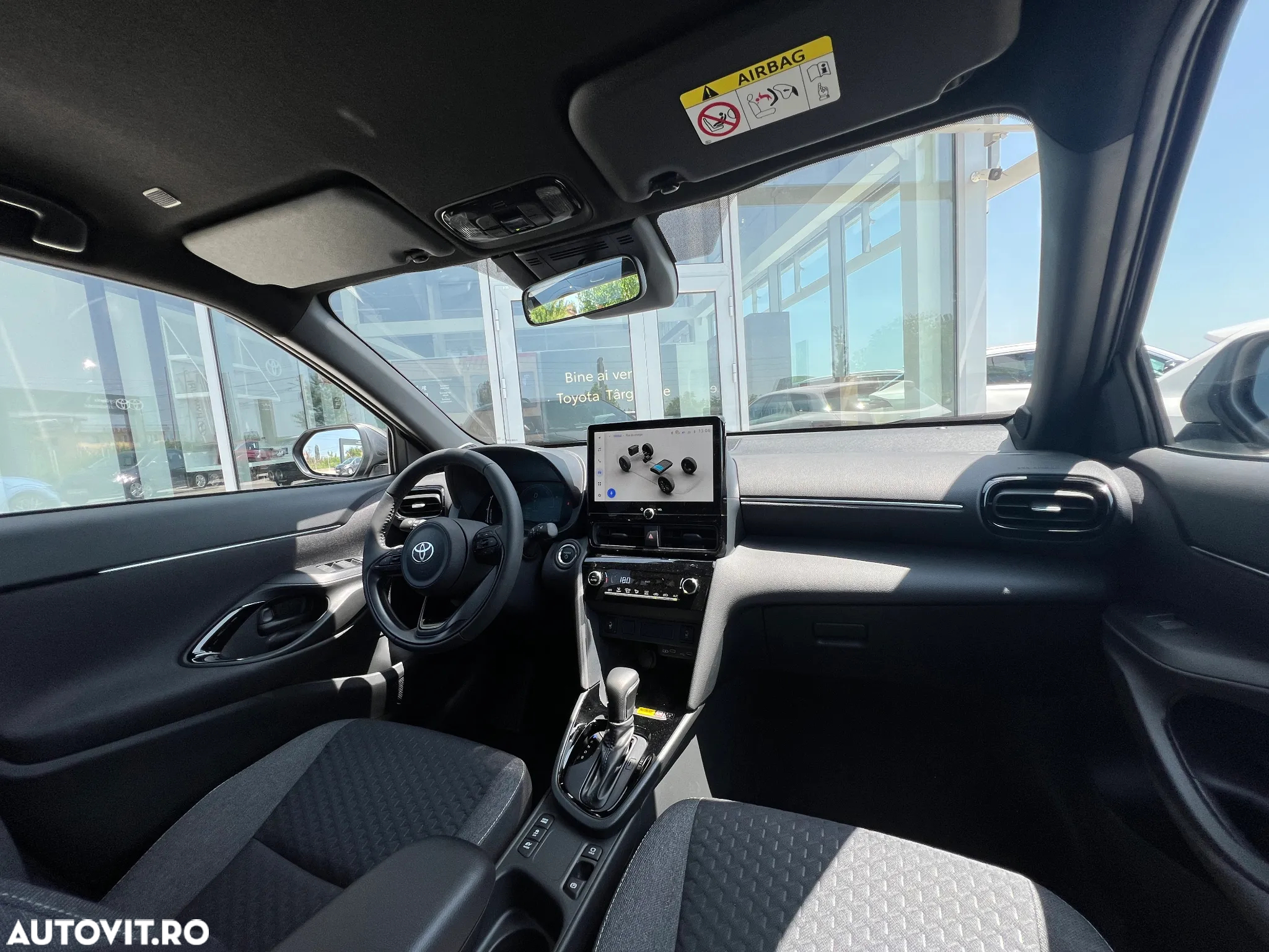 Toyota Yaris Cross 1.5 VVT-i HSD 116 4x2 HEV Dynamic - 5