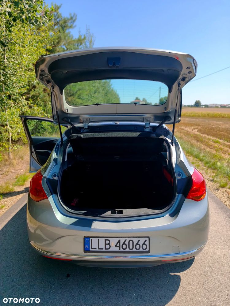 Opel Astra 1.7 CDTI Enjoy - 9