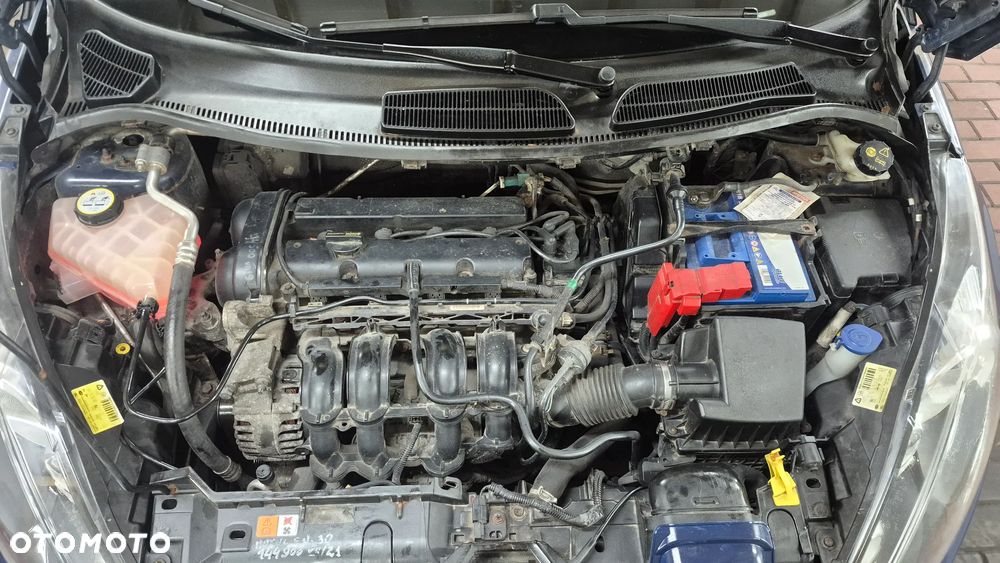 Ford Fiesta 1.25 Trend - 32