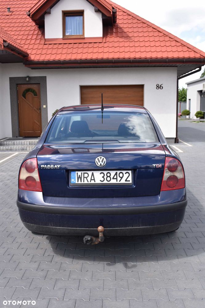Volkswagen Passat - 2