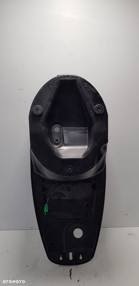 Sym JET 14 50,125 kufer schowek - 4