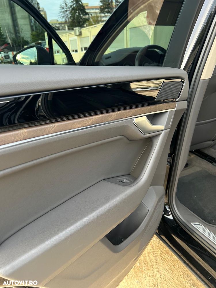 Volkswagen Touareg 3.0 V6 TDI 4Motion DPF Automatik - 7