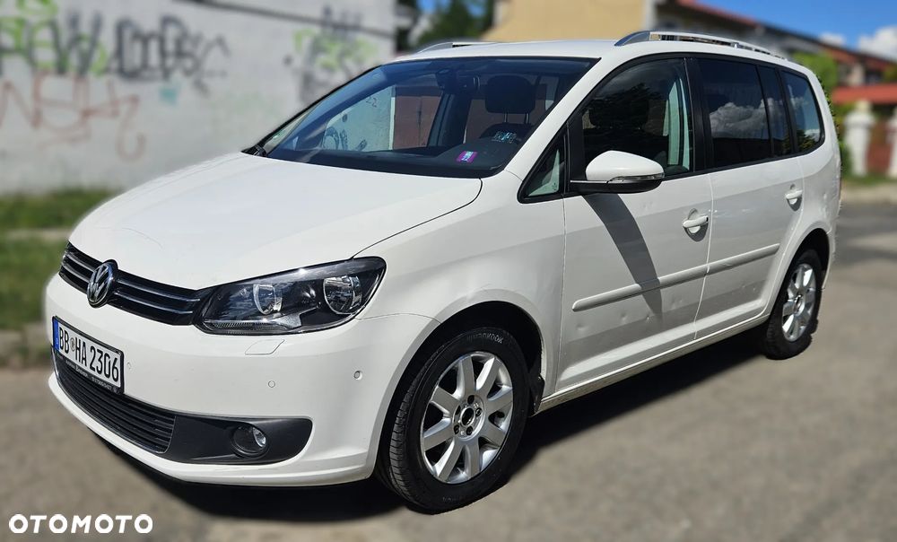 Volkswagen Touran 1.6 TDI DPF BlueMotion Technology DSG Life - 2