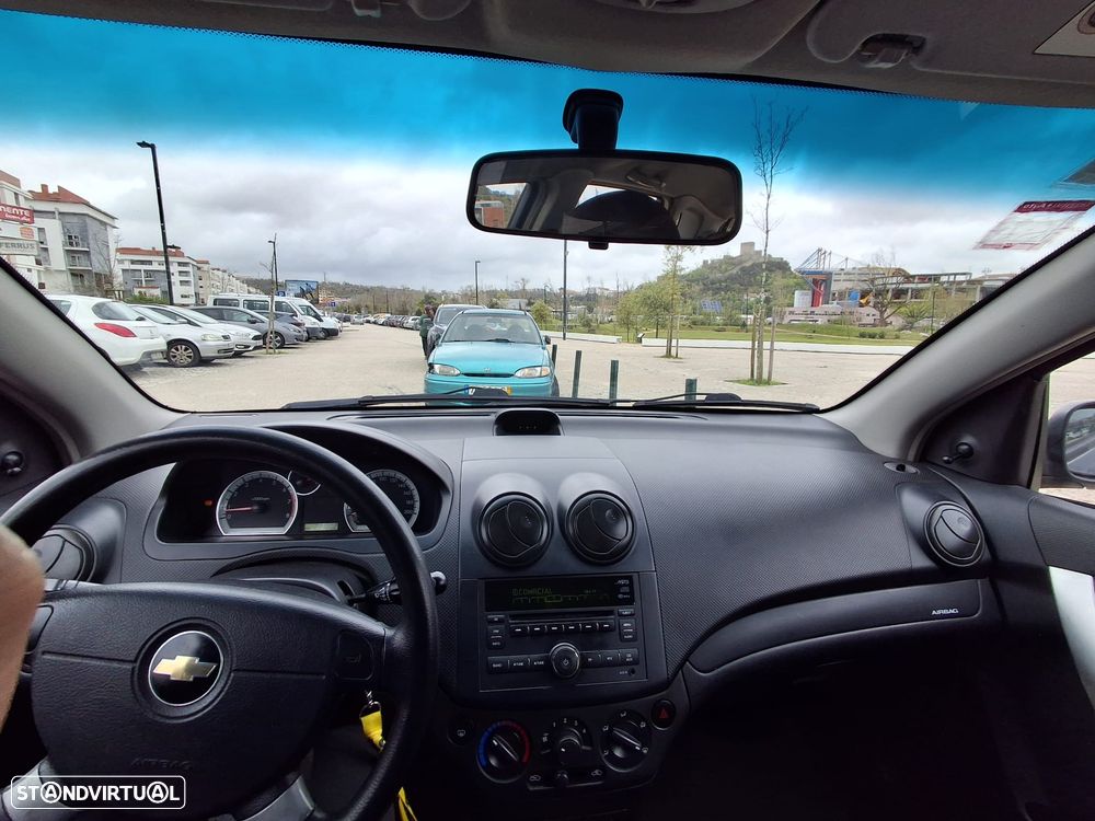 Chevrolet Aveo 1.2 L - 5