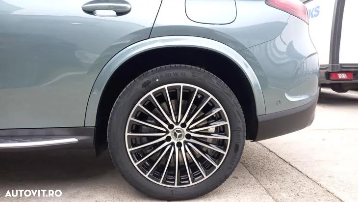 Mercedes-Benz GLC 300 e 4Matic 9G-TRONIC Edition AMG Line - 9