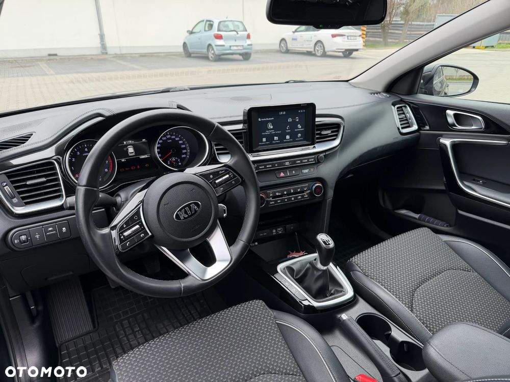 Kia Ceed 1.4 T-GDI L - 6