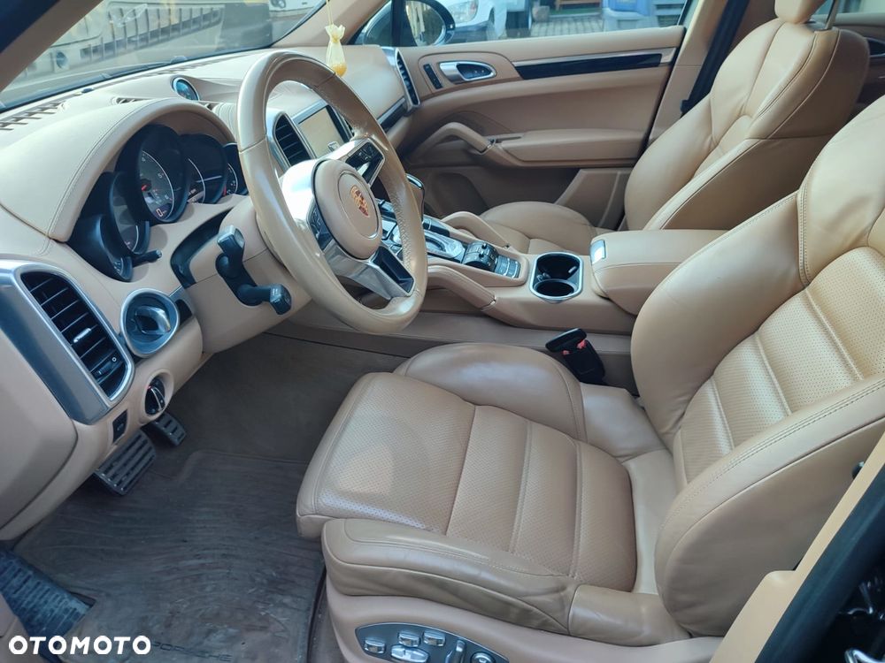 Porsche Cayenne S Diesel - 6
