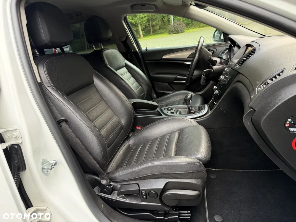 Opel Insignia 2.0 CDTI EcoFLEX Cosmo - 24