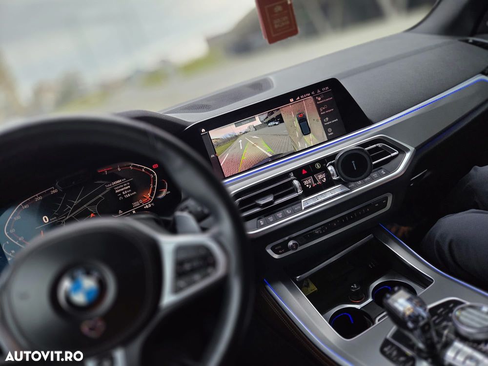 BMW X5 xDrive40i - 16
