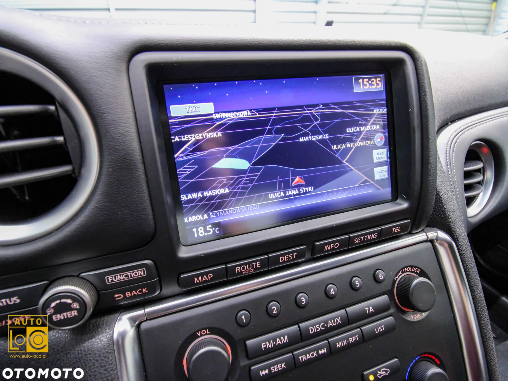 Nissan GT-R Premium Edition - 19