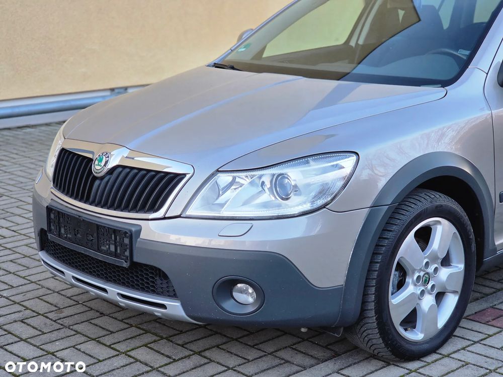 Skoda Octavia 2.0 TDI DPF 4x4 Scout - 14